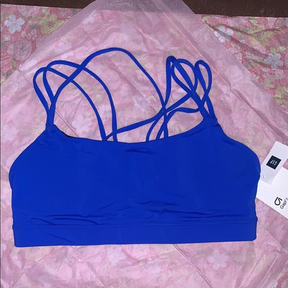 GapFit Sports Bra NWT